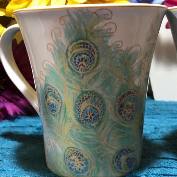 Set Of 4 Unused, 222 Fifth Lakshmi Porcelain Peacock Mugs - Picture 10 of 16